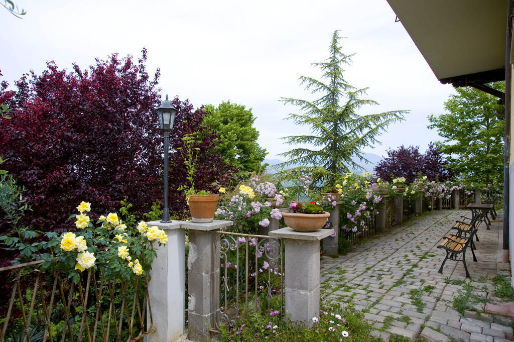 La Vecchia Quercia Bed and Breakfast Selci  Exterior foto